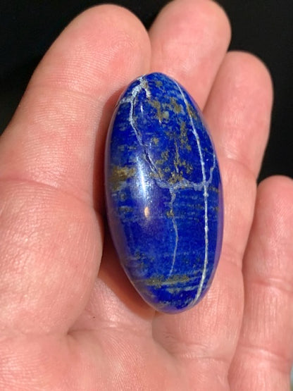 Lapis lazuli, galet/ pierre plate de 44 x 31 x 14 mm - 33,4 gr. - Qualité AA à AAA