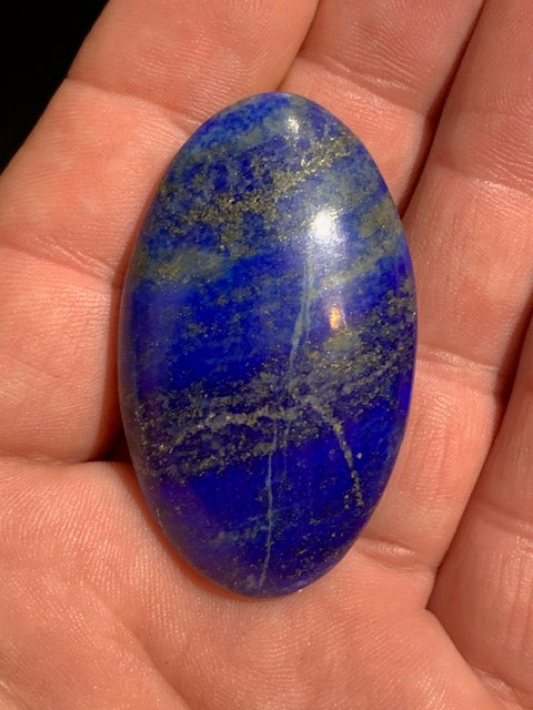 Lapis lazuli, galet/ pierre plate de 52 x 32 x 15 mm - 36,8 gr. - Qualité AA à AAA