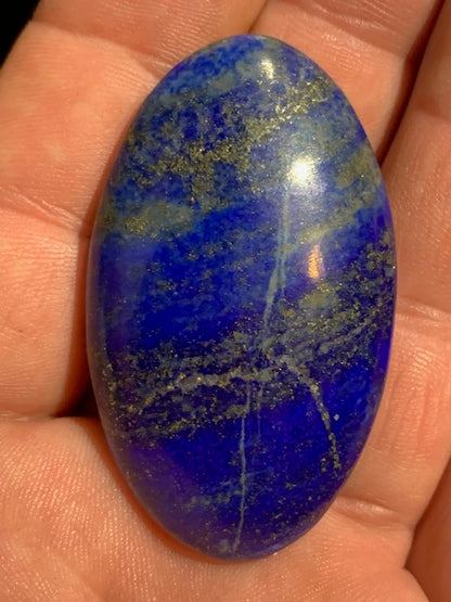 Lapis lazuli, galet/ pierre plate de 52 x 32 x 15 mm - 36,8 gr. - Qualité AA à AAA