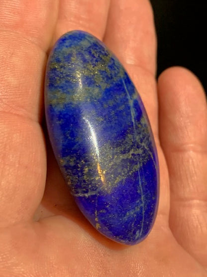 Lapis lazuli, galet/ pierre plate de 52 x 32 x 15 mm - 36,8 gr. - Qualité AA à AAA