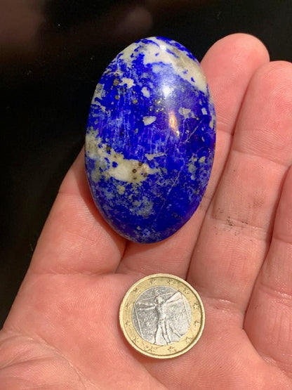 Lapis lazuli, galet/ pierre plate de 57 x 37 x 17 mm - 48 gr. - Qualité AA à AAA
