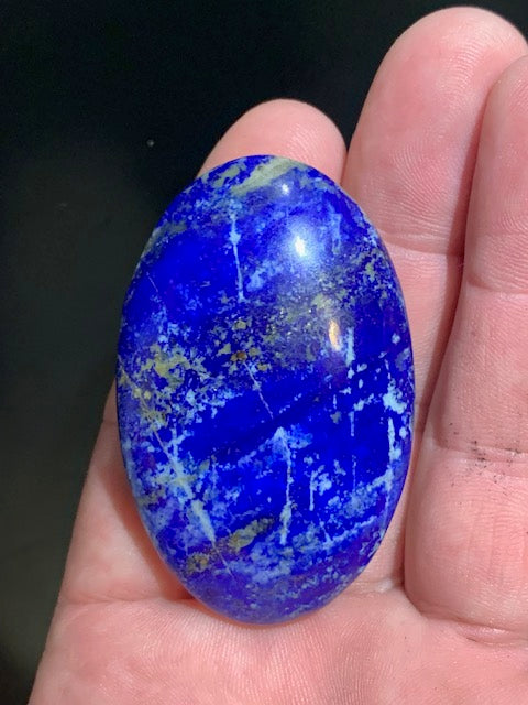 Lapis lazuli, galet/ pierre plate de 57 x 37 x 17 mm - 48 gr. - Qualité AA à AAA