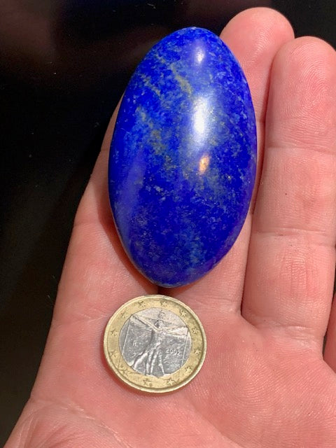 Lapis lazuli, galet/ pierre plate de 62 x 34 x 20 mm - 57,8 gr. - Qualité AA à AAA