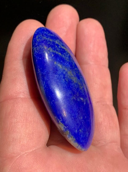 Lapis lazuli, galet/ pierre plate de 62 x 34 x 20 mm - 57,8 gr. - Qualité AA à AAA