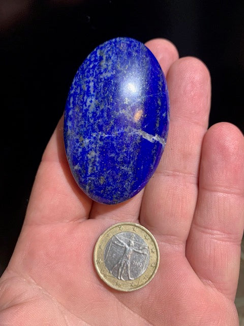 Lapis lazuli, galet/ pierre plate de 61 x 38 x 18 mm - 62,2 gr. - Qualité AA à AAA