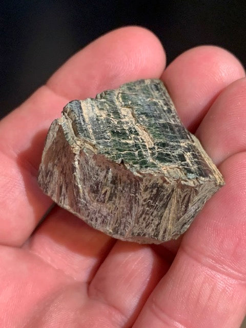 Séraphinite, spécimen brut - 37 x 35 x 24 - 40,8 gr. - Collection ancienne