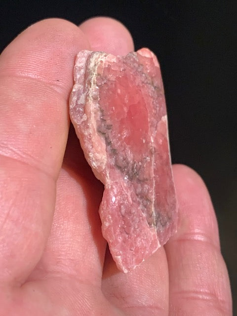 Rhodochrosite, spécimen brut de 50 x 35 x 12 mm - 38,9 gr.