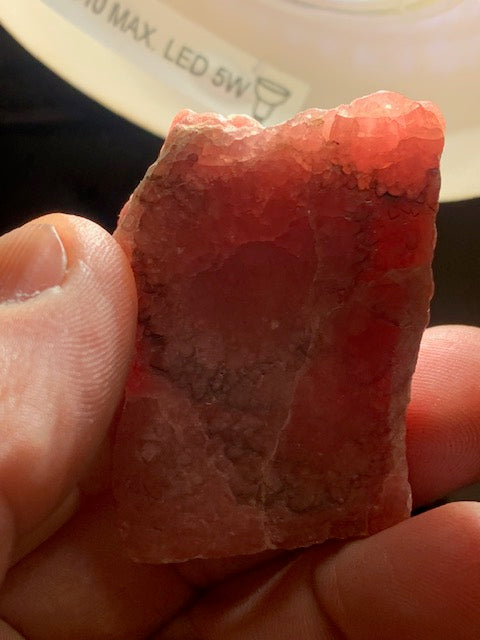 Rhodochrosite, spécimen brut de 50 x 35 x 12 mm - 38,9 gr.