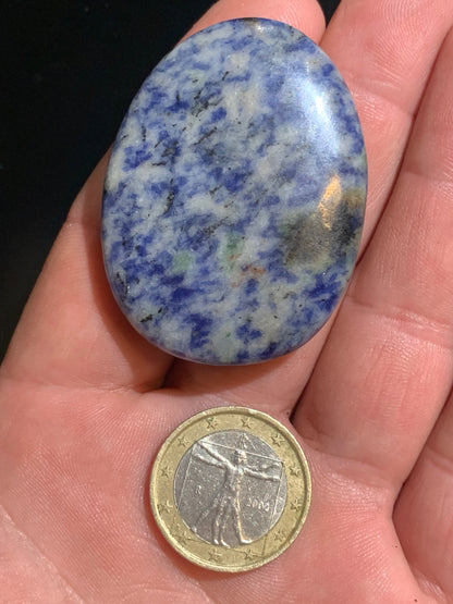 Sodalite, galet/ pierre plate - 49 x 37 x 10 mm - 28 gr.