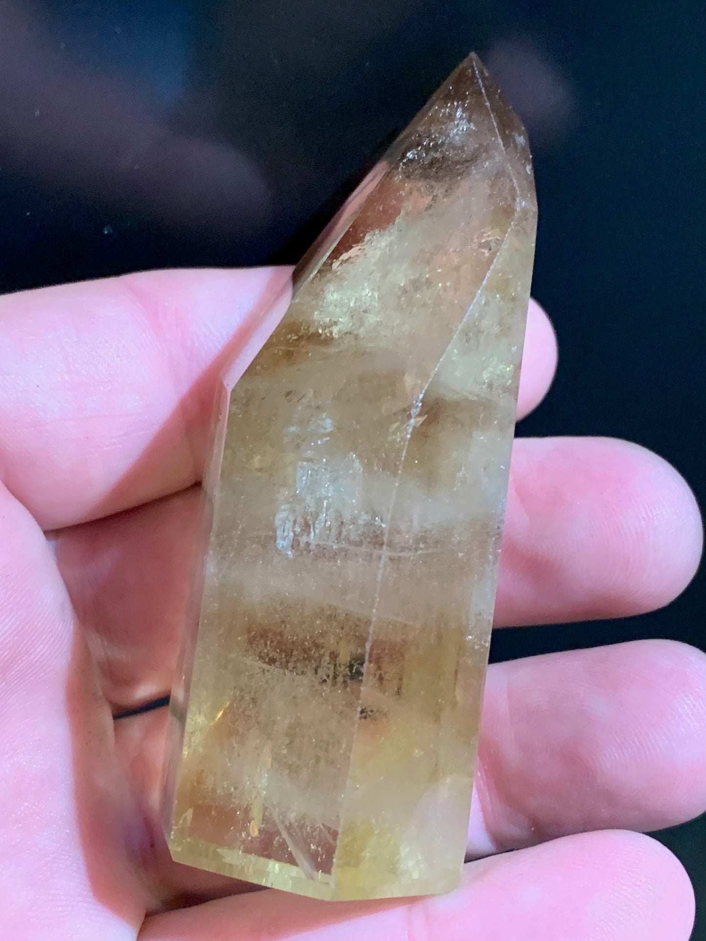 Citrine naturelle - Pointe/ Laser - 80 x 33 x 33 mm - 126 gr.