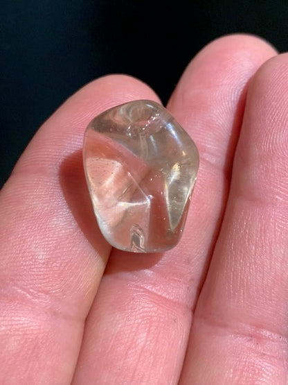 Citrine naturelle - Pierre roulée - 24 x 17 x 14 mm - 6,5 gr.