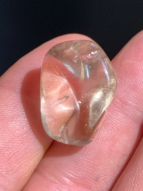 Citrine naturelle - Pierre roulée - 24 x 17 x 14 mm - 6,5 gr.
