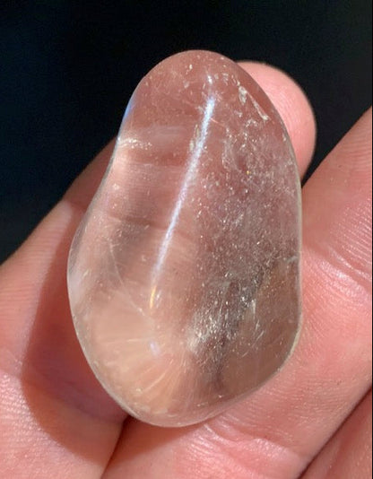 Citrine naturelle - Pierre roulée - 38 x 24 x 17 mm - 20,4 gr.