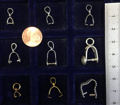 Selection of bails for drilled stones (cabochons, pearls, etc.). From 5 to 15 millimeters... Very good quality, perfect for fitting your favorite stones! Silver, gold, or silver-plated finish!