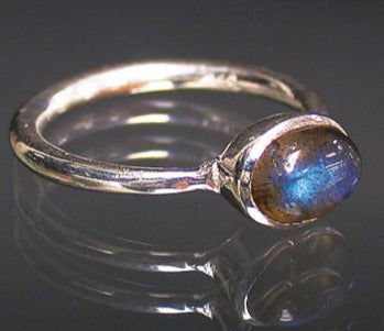 Bague en Argent 925 labradorite, disponible de la taille (Fr) 53 à 56. Modèle simple et élégant ! parfait !