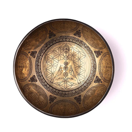 Bol en 7 métaux avec gravure de la 'Fleur de vie', taille de 22/24 centimètres - +/- 1400/1600 grammes. Vendu avec maillet adapté ! 'Fait main' au Népal !
