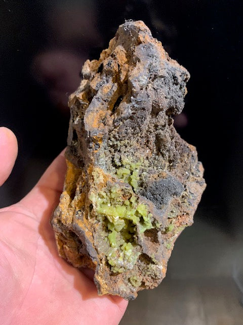 Pyromorphite, spécimen brut - 131 mm x 90 x 75 - 667 gr.