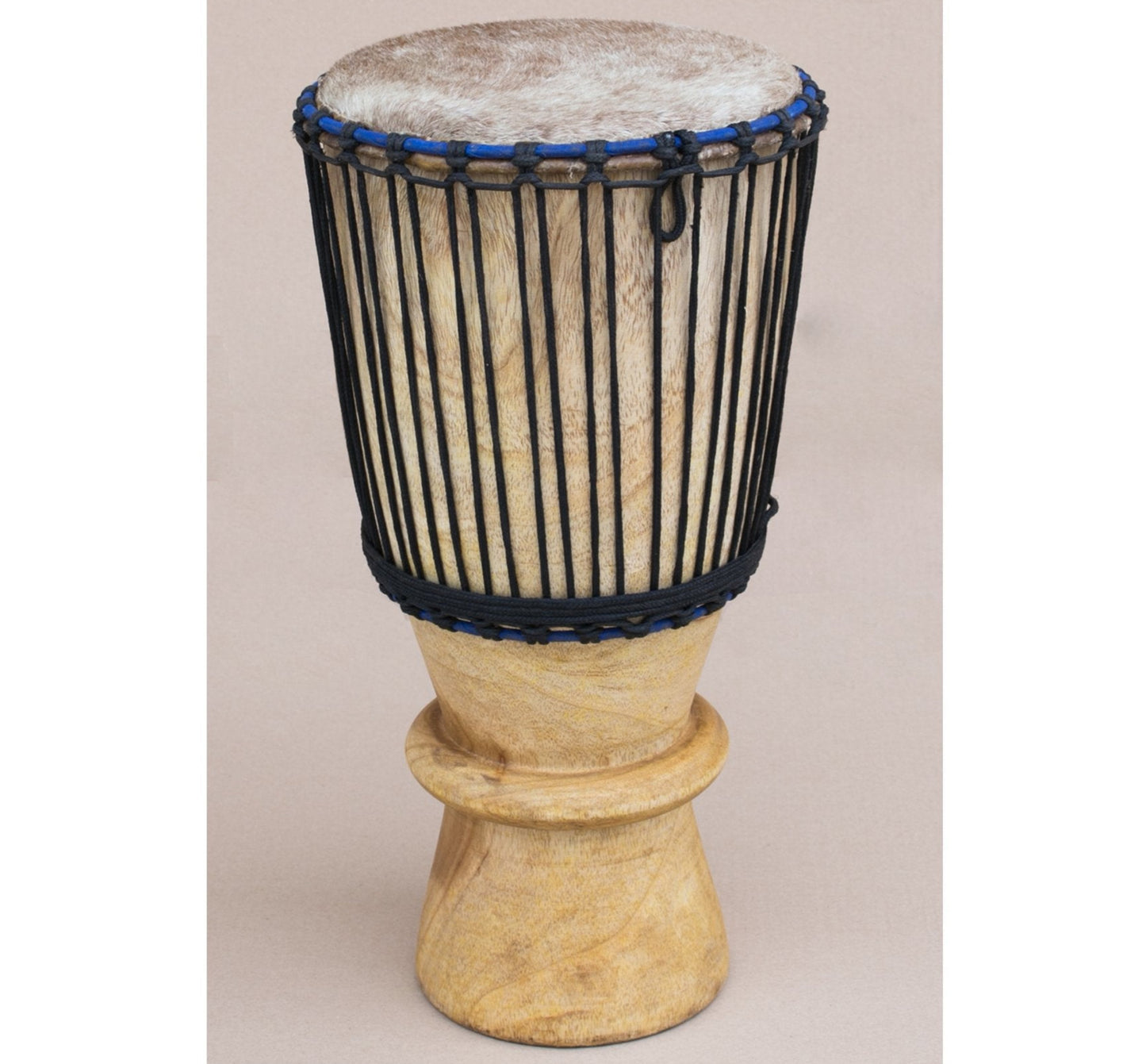 Bougarabou/ Djembé 'spécial basse', 2 tailles au choix : de 57 ou 63 cm - 6,50 Kg. Fait en bois d'Acajou et recouvert de peau de vache !
