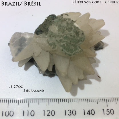 Calcite blanche, spécimen brut et naturel de 52 x 37x 23 mm - 36 gr. - Belle pièce de minéralogie