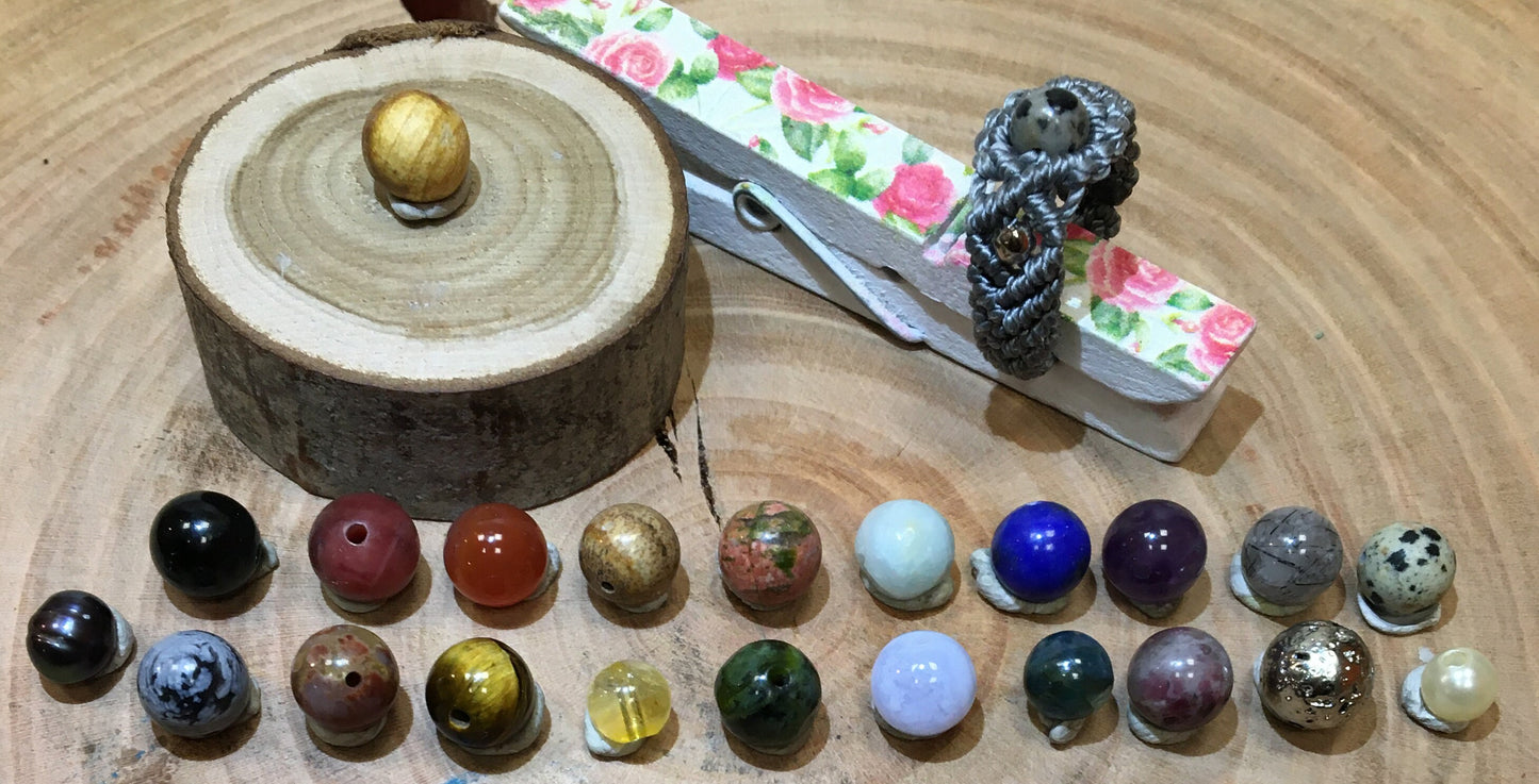 🧵 Bague fait main en coton résistant et perles AAA – Taille au choix, finitions soignées et sur mesure !