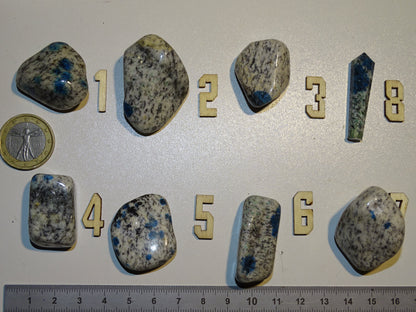 Jaspe K2 - Pierres roulées de 10 à 20 grammes ! Superbes cristaux d'Azurite dans du granit !
