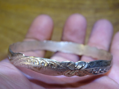 Bracelet de type 'Jonc' ou 'Manchette', fait en Argent 0.925, avec gravure et fantaisie, superbe !