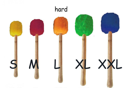 Collection de maillets pour gong de haute qualité de chez ‘Pro Line’. 5 tailles/ 5 couleurs au choix, Avec noyau en bois dur avec peluche synthétique !