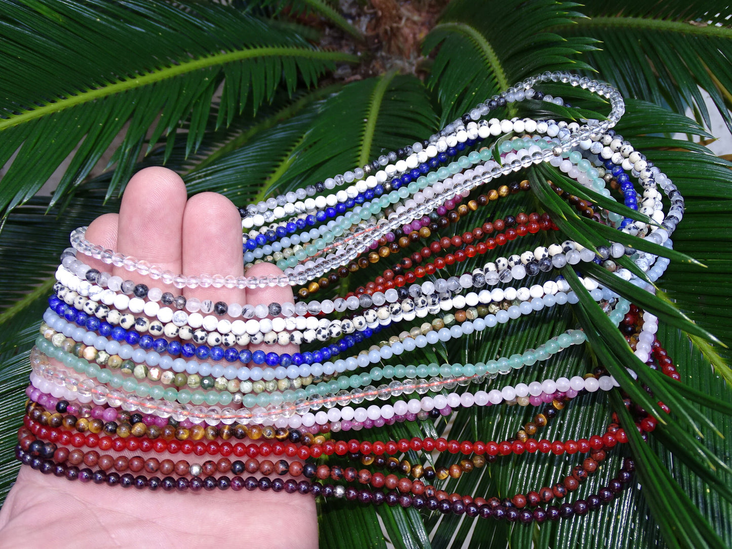 Collier 50 cm transformable en bracelet 3 rangs, au choix en perles 4-6-8 mm, concept fait main par Z° C°, fil élastique haute résistance !