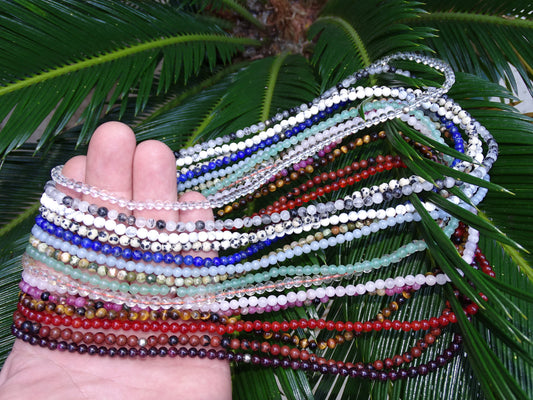 Collier 50 cm transformable en bracelet 3 rangs, au choix en perles 4-6-8 mm, concept fait main par Z° C°, fil élastique haute résistance !