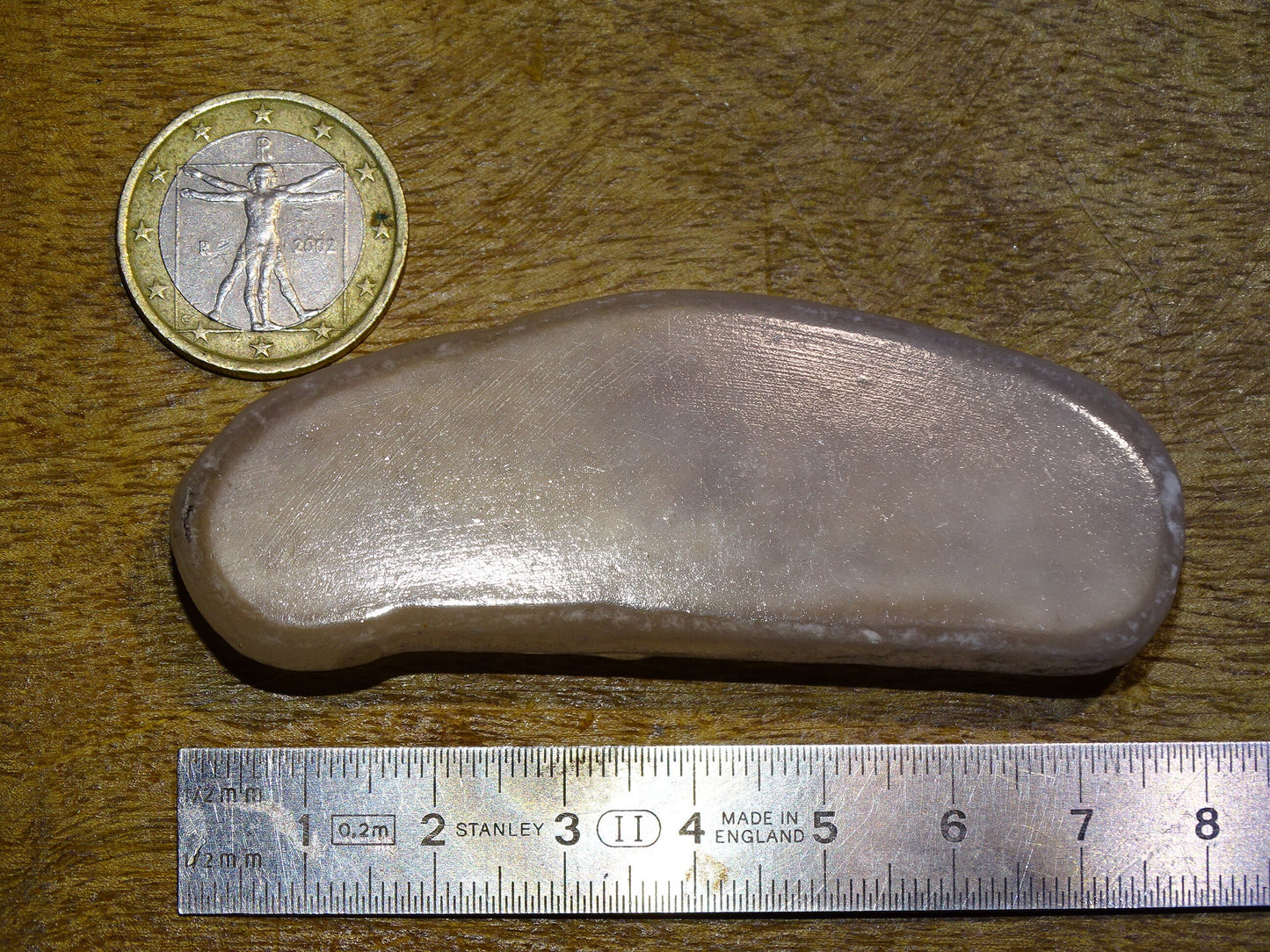 Ulexite - spécimen naturel 'pierre télévision' - 78 x 28 x 15 mm - 59,2 gr. - Qualité AA à AAA