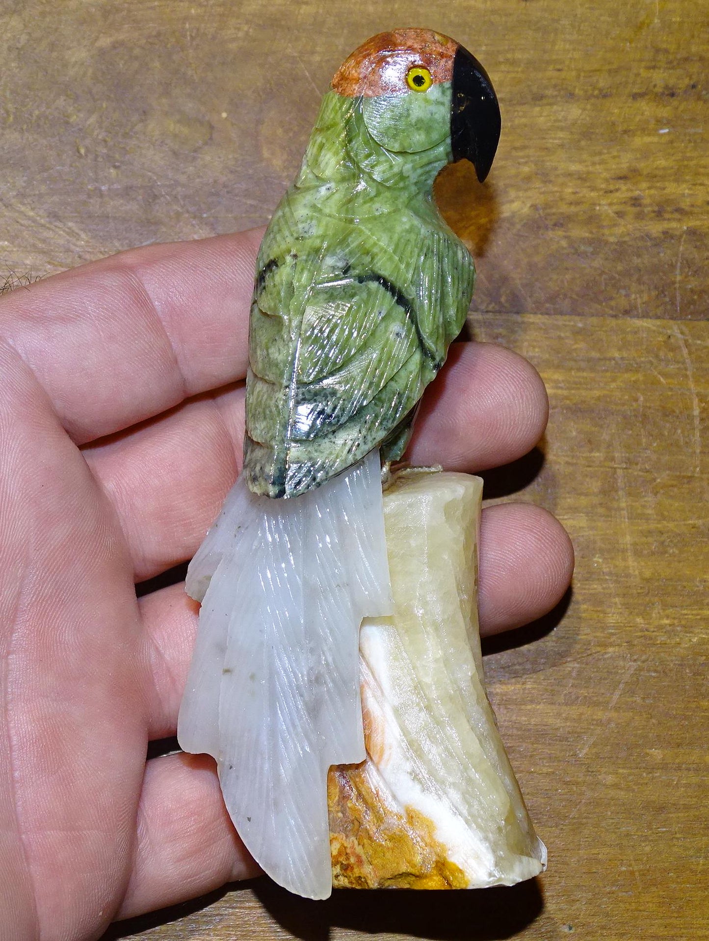 Statuette de Perroquet 'Amazone' Fait Main – Pièce Artisanale aux Très Belles Finitions, Objet Décoratif Unique et Élégant - 12 x 6 x 4 cm - 170,8 g