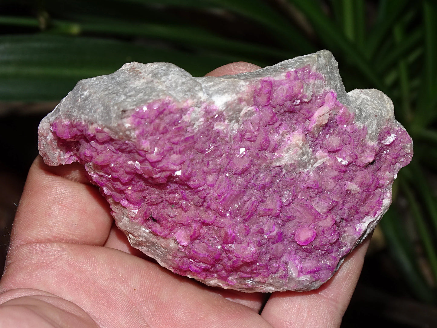 Cobalto calcite ou calcite cobaltifère, spécimen brut - 99 x 69 x 39 mm - 279,4 gr.
