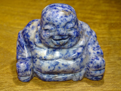 Bouddha Rieur en lapis lazuli, taille de 50 millimètres de hauteur x 60 x 31 - très belle petite pièce !