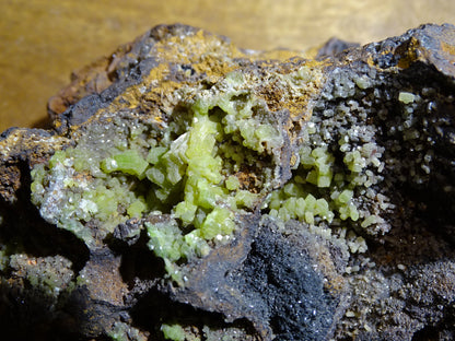 Pyromorphite, spécimen brut - 131 mm x 90 x 75 - 667 gr.
