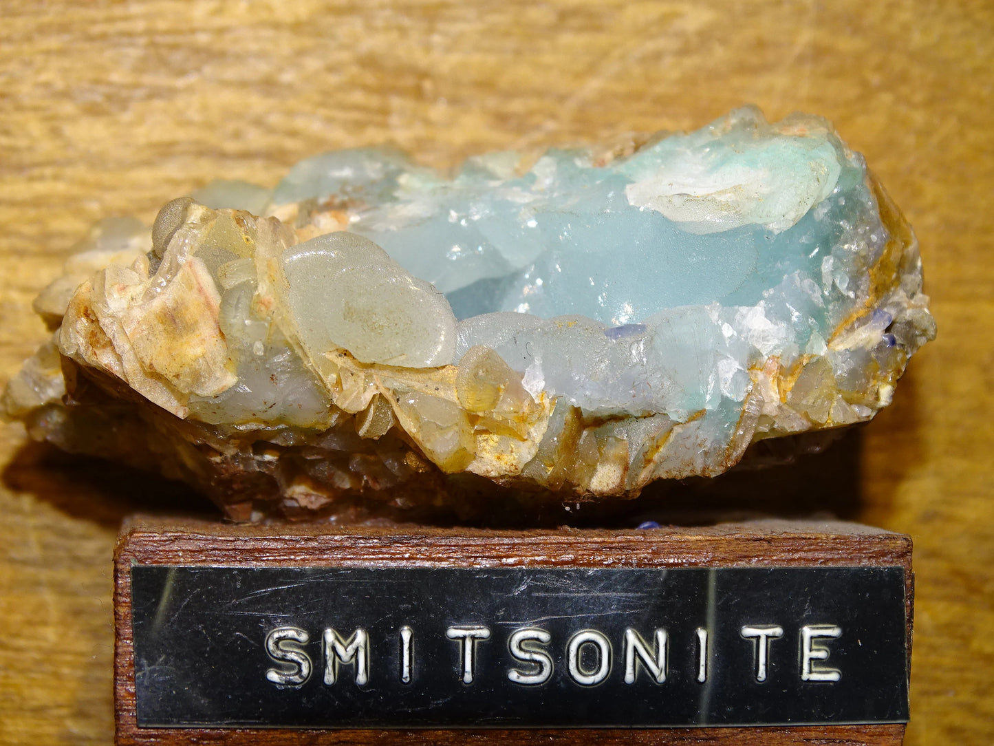 Smithsonite bleue – spécimen brut et naturel - Collection ancienne - 60 x 35 x 29 cm - 80 gr.