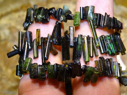 Bijoux d'exception, superbe collier en perle naturelle de tourmaline verte - verdelite - 40 cm - fait sur Argent ! Véritable œuvre d'art, chaque perle est un joyau !