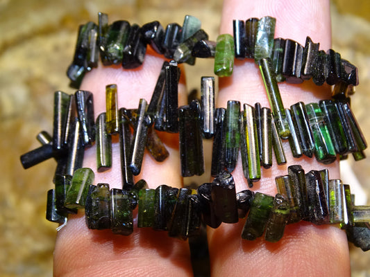Bijoux d'exception, superbe collier en perle naturelle de tourmaline verte - verdelite - 40 cm - fait sur Argent ! Véritable œuvre d'art, chaque perle est un joyau !
