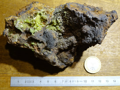 Pyromorphite, spécimen brut - 131 mm x 90 x 75 - 667 gr.