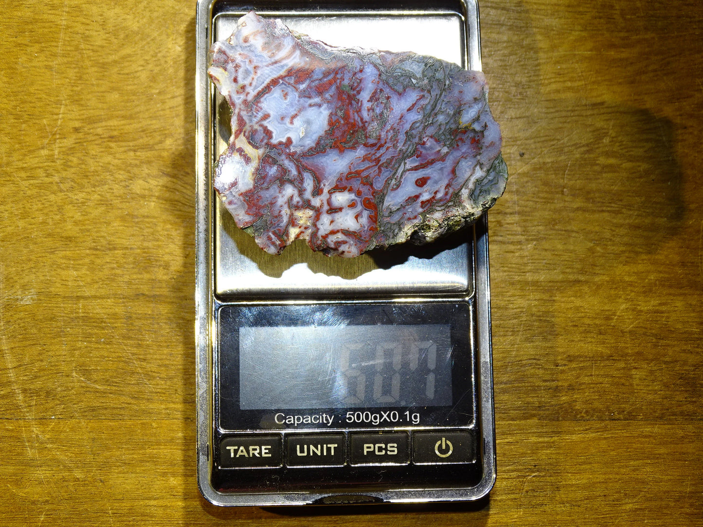 Agate mousse, magnifique spécimen de 62x50x22mm - 60,7 grammes. Des dessins et couleurs rares et uniques !