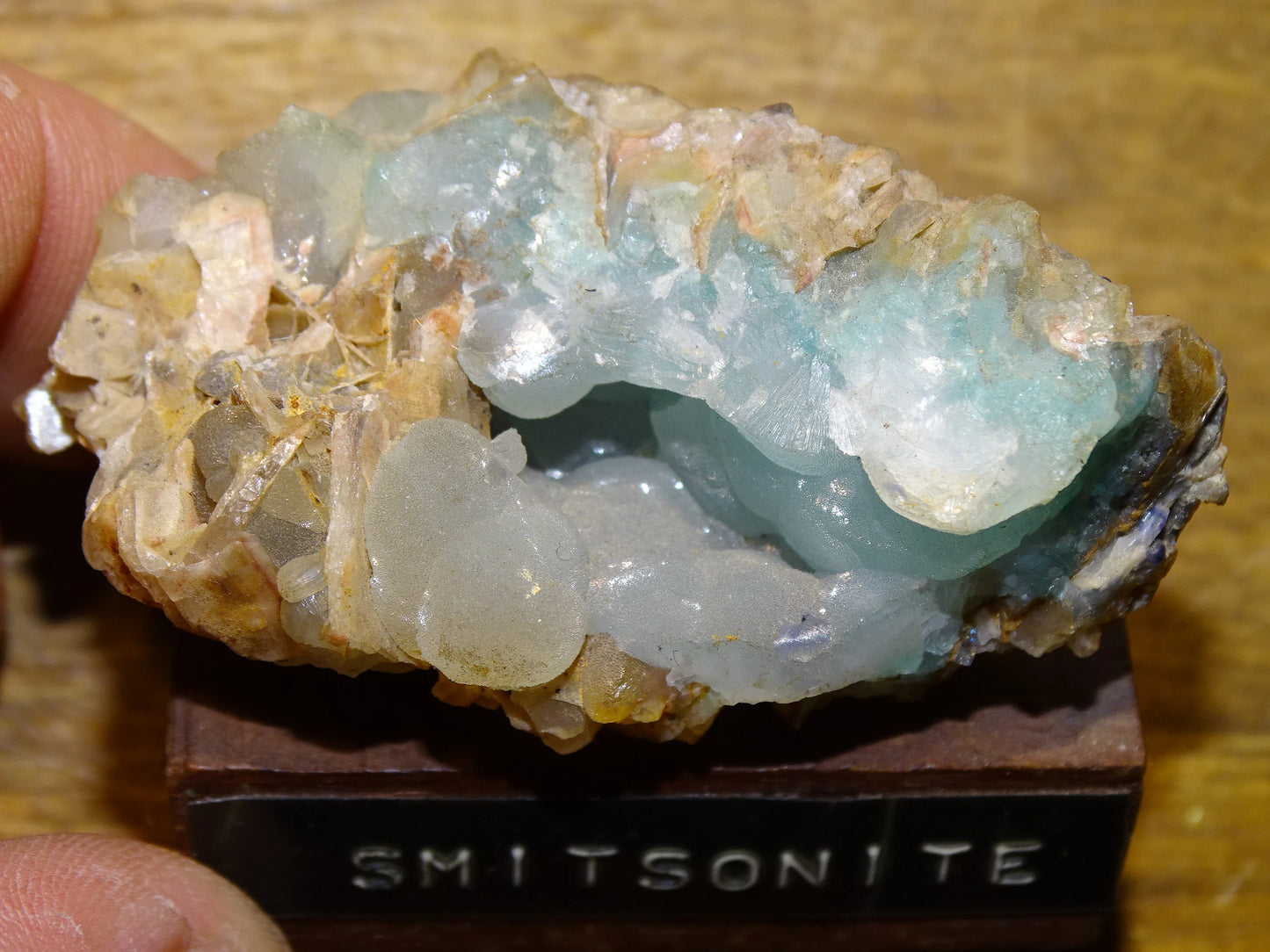Smithsonite bleue – spécimen brut et naturel - Collection ancienne - 60 x 35 x 29 cm - 80 gr.