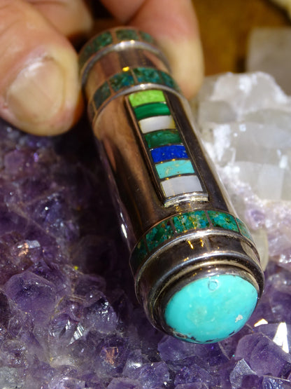 Etui/ Tube/ Stick en c habillé de pierres de types turquoise, réalisé par un bijoutier Français !