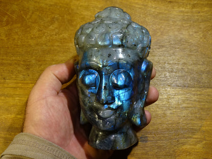 Sculpture de Bouddha en Labradorite qualité supèrieure, fait main. Ø 15 x 8 x 8cm. Reflets bleutés incroyables, superbes pièces ! Parfait dans une salle de Méditation, Autel, Collection, Exposition...