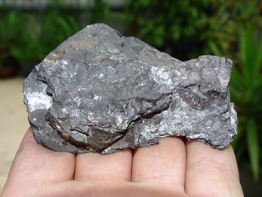 Shungite Petrovsky  – Pierre brute naturelle 75x55x25 mm, 40 g – Pièce rare et authentique !