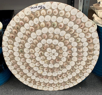 Table Ronde en coqullage (Œil de Sainte-Lucie), 70 x 3 cm. Parfait pour fabriquer la table de vos rêves ou en décoration, exposition...