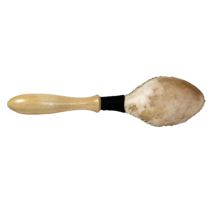 Hochet/ Maracas en bois tourné et peau de chèvre - ± 32 cm/ ± 200 gr.