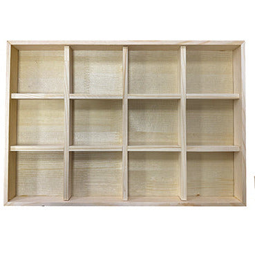 Plateau en bois (Pin) à 12 compartiments, idéal pour organiser et présenter vos objets, que ce soit pour des bijoux, des accessoires ou des articles de décoration