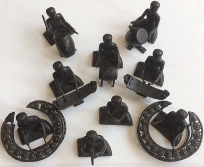 Mini-statuettes de Bali Orchestra complet de musiciens en bronze de 4 à 5 centimètres de haut !