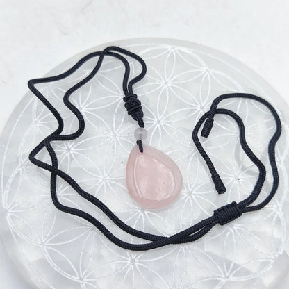 Pendentifs au choix à l'unité en forme de goutte + une perle sur cordon fantaisie – Qualité AA à AAA – ± 20 x 15 mm